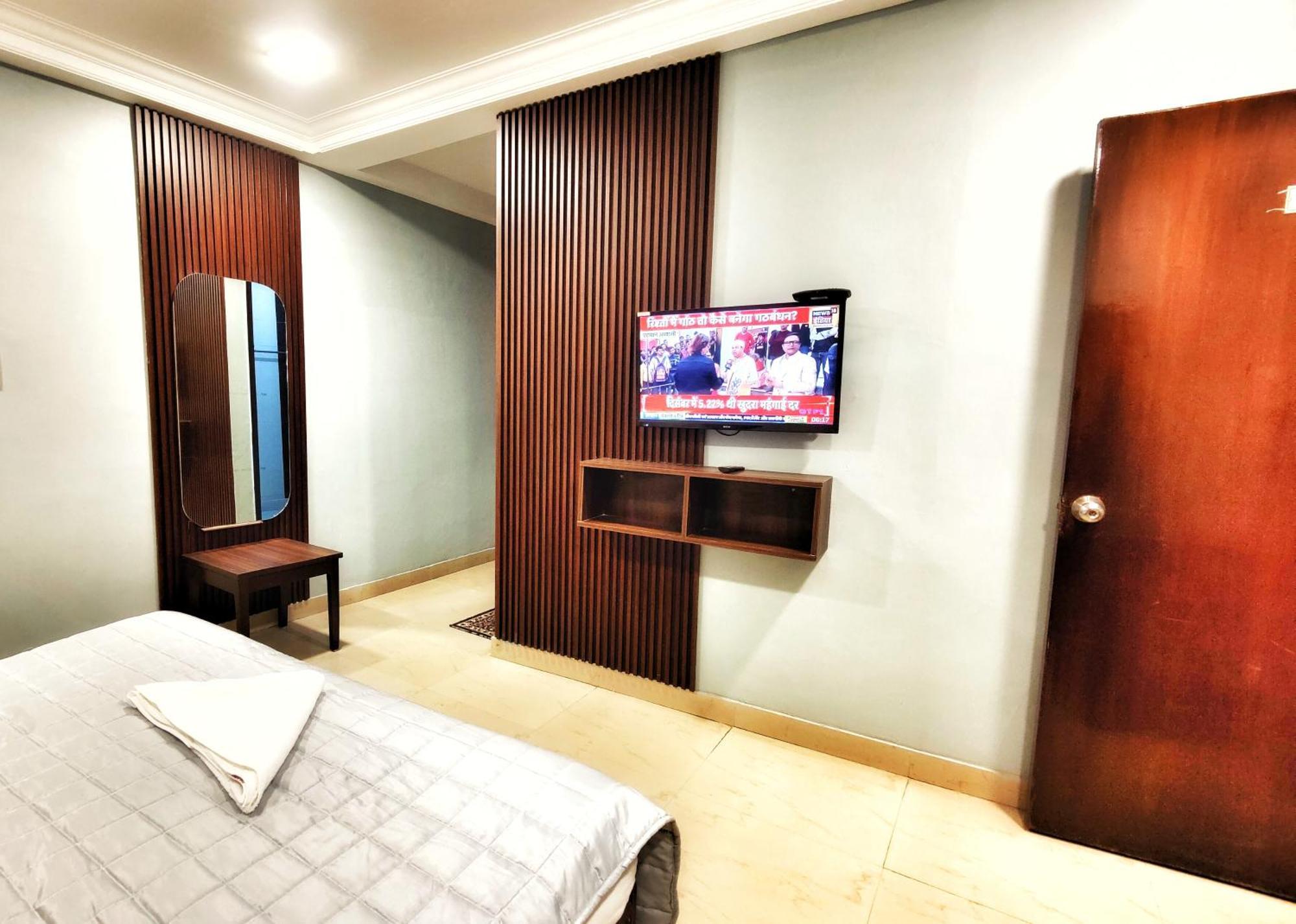 Airport Hotel The Terminal Nueva Delhi Exterior foto